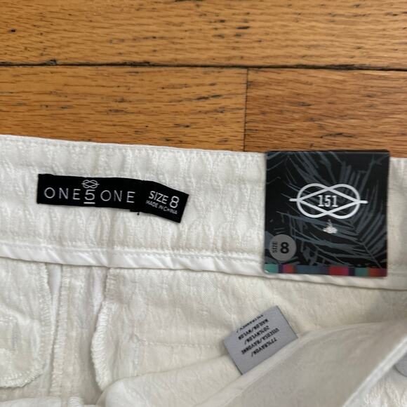 NEW Womens Size 8 Cream Shorts - Picture 5 of 5